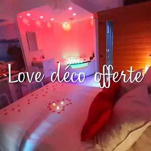 Appartement Le Bijou Avec Jacuzzi Et Sauna, Terrasse Plein Sud, Wifi, Clim, Parking Privatif, Bandol