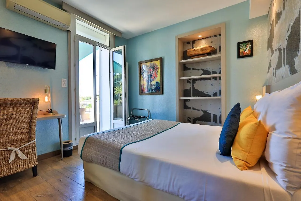 Hotel Provencal Bandol 3*,