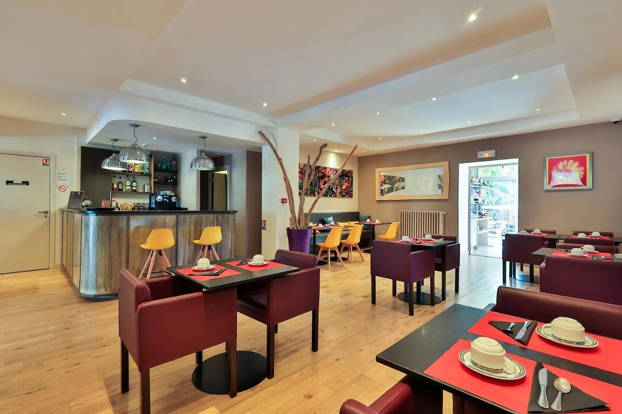 Hotel Provencal Bandol 3*,
